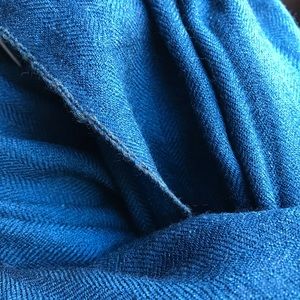 Moismont Wool and Silk Scarf